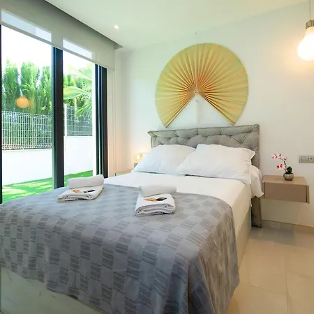 Bruselas By Interhome