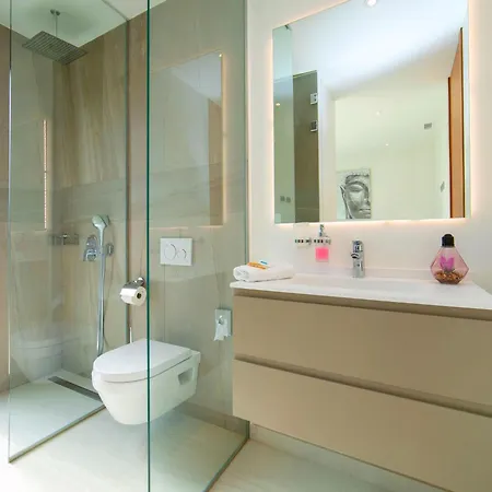 Bruselas By Interhome